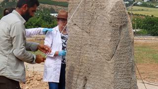 Şaşırtan anıt! Adıyaman’da köylüler tesadüfen bulmuştu! Askeri helikopterlerle taşındı…