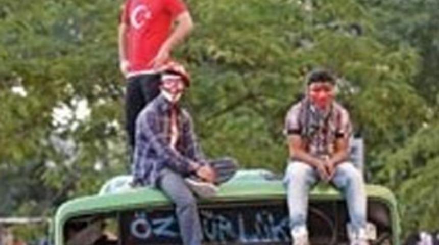 İsyancı ergen ne ister?