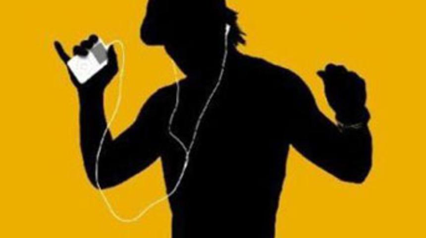 Apple&rsquo;ın yeni bombası iRadio olacak