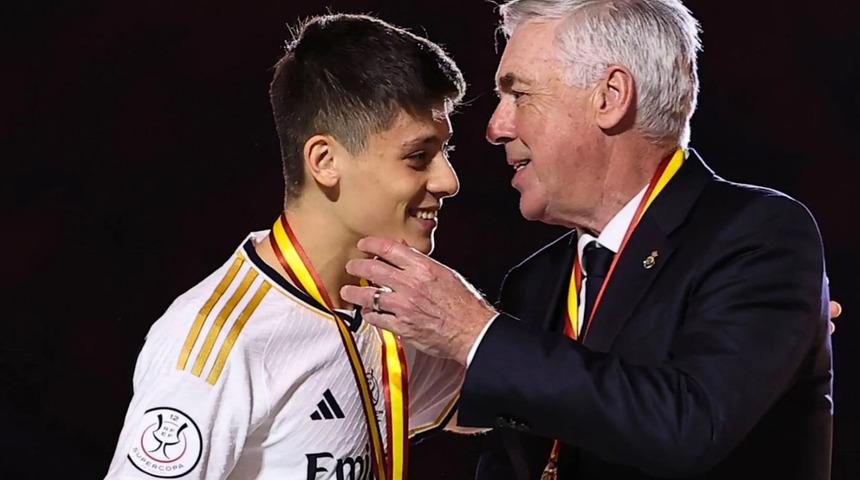 Real Madrid teknik direktörü Ancelotti'den Arda Güler hakkında çok konuşulacak ifadeler!