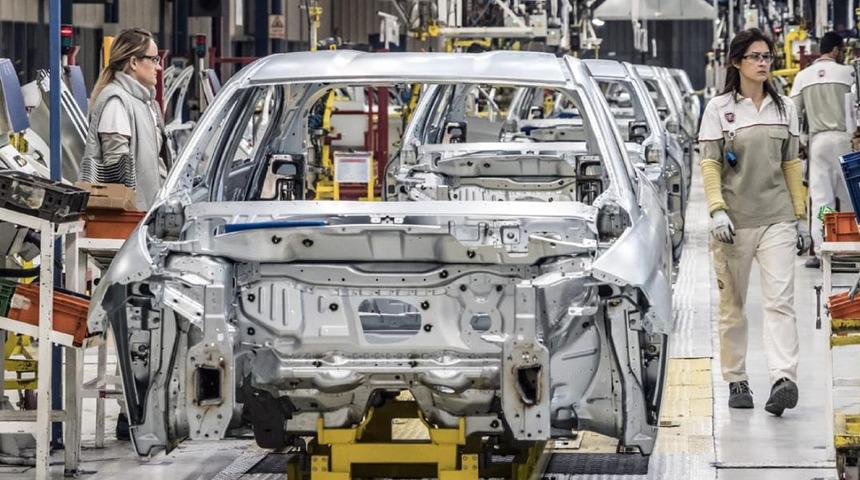 Yılın ilk 4 ayında otomotiv üretimi yüzde azaldı