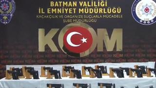 Yasa dışı üretim yapılan imalathanede hepsi ele geçirildi! Batman'da düğmeye basıldı; 4 kişi yakalandı