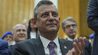 CHP lideri Özgür Özel'den Anneler Günü mesajı