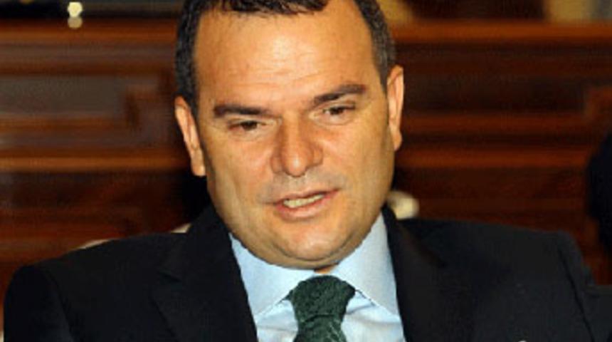 AA Reuters ve CNN'e meydan okudu!