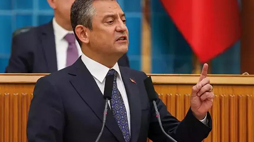 CHP lideri Özel, hapiste olan annelerin Anneler Günü'nü telefonla kutladı