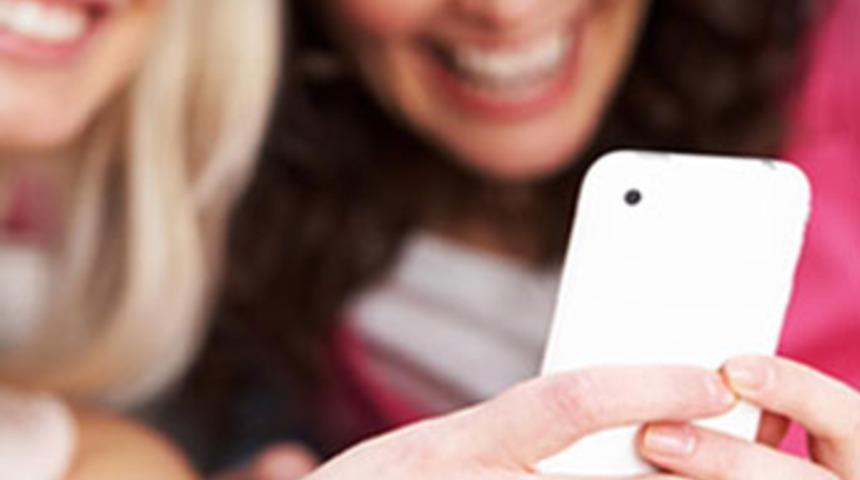 Facebook'un rakibi 800 milyon dolara dayandı