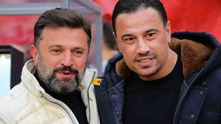 Süper Lig'de ilginç maç! Bülent Uygun ve Çağdaş Atan kırmızı kart gördü