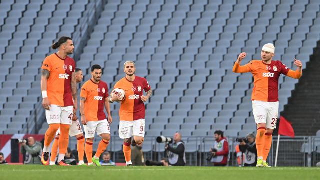 SON DAKİKA: Aslan şampiyonluğa bir adım daha yaklaştı! Galatasaray öldü öldü dirildi, galibiyet golü 90'da geldi... İşte güncel puan durumu