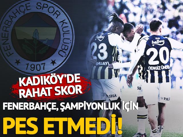 Fenerbahçe, Kayserispor'u 3-0 mağlup ederek şampiyonluk şansını sürdürdü!