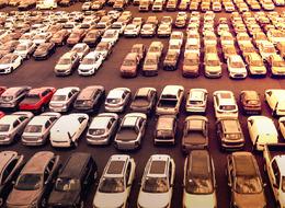 Otomobil fiyatlarına indirim mi geliyor? Tüm gözler 7 Temmuz'da! Zorunlu olacak, sıfır araçlara özel kampanyalar gelebilir