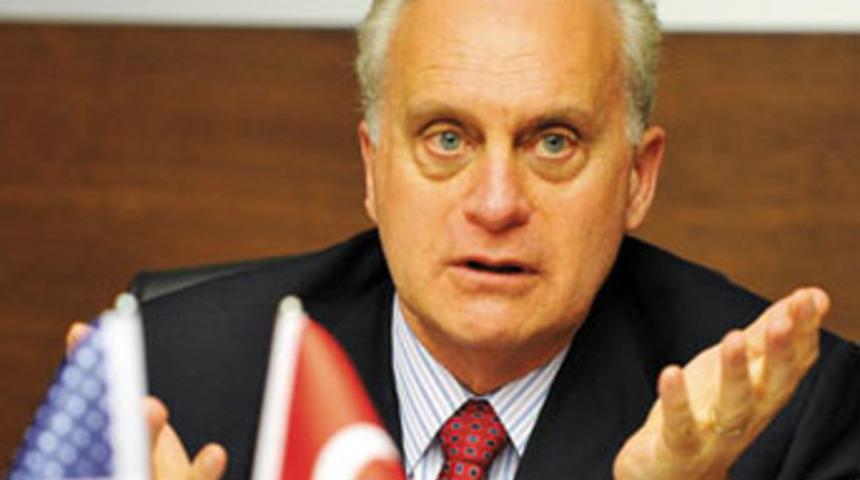 ABD bağımsızlık resepsiyonunda mesaj şoku