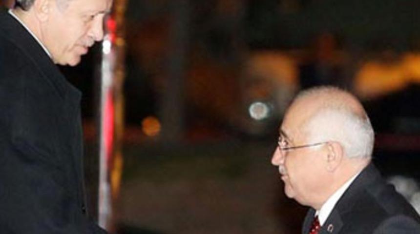 Erdoğan, &Ccedil;i&ccedil;ek g&ouml;r&uuml;şmesi sona erdi