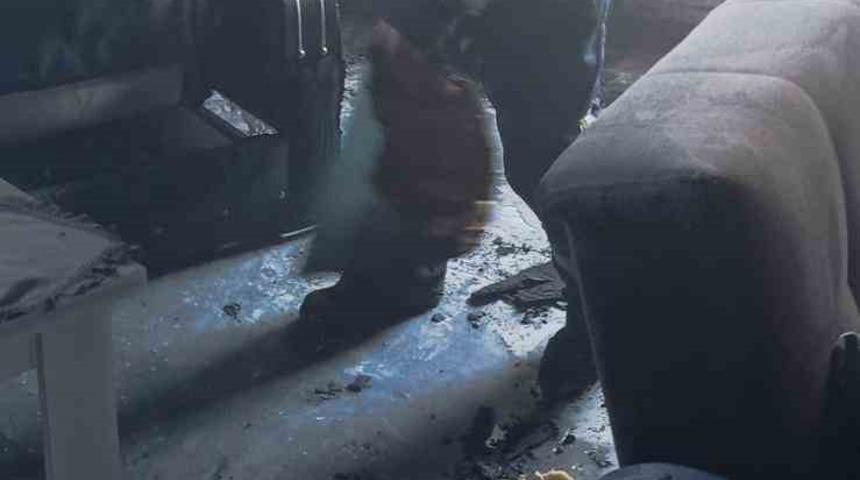 Arsuz’da yanan evde maddi hasar oluştu