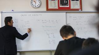 Öğretmen atamalarında yeni gelişme! KPPS puanını nasıl hesaplanacağı Resmi Gazete'de yayımlandı