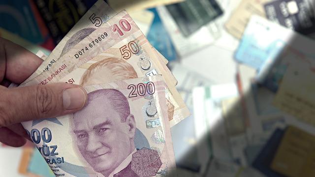 SGK'dan IBAN uyarısı... 'Böyle bir uygulamamız yok' diyerek anlattı: Borcu olanlar dikkat!