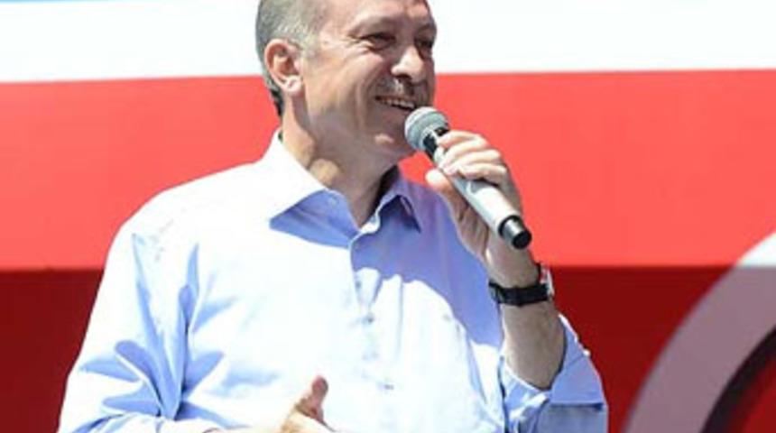 Erdoğan'ı g&uuml;ld&uuml;ren pankart