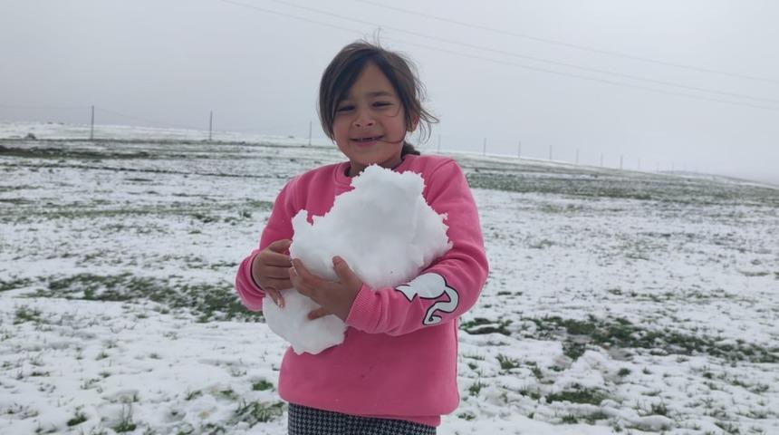 Aşkale’ye kış geri geldi