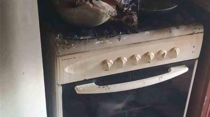 Yüksekova’da çıkan yangın korkuttu