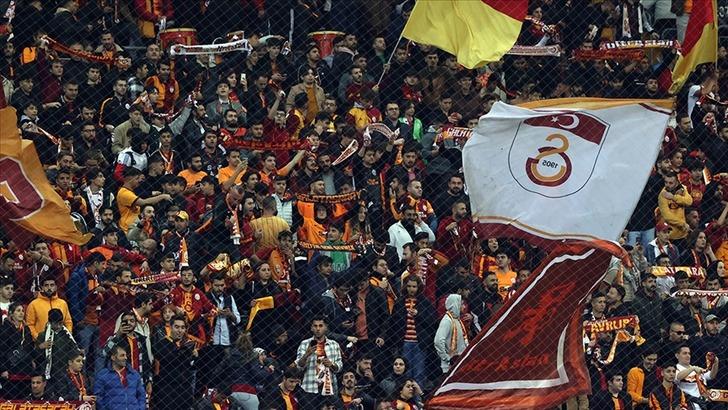 Galatasaray taraftarlarından Fenerbahçe maçı için yoğun talep! Biletler karaborsaya düştü fiyatı görenler inanamıyor