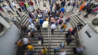 67 bin liraya yaklaşmıştı! 'Hayat pahalı' demediler: O şehire akın akın göç, yüz binlerce kişi...