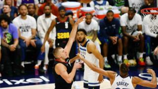 Nikola Jokic 40 sayı attı, Denver seride öne geçti