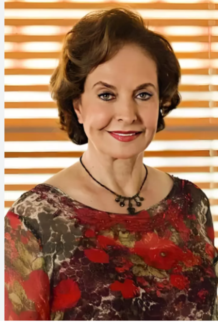 Usta oyuncu Ayten Gökçer'e veda! Büyük aşkının yanına defnedildi G1