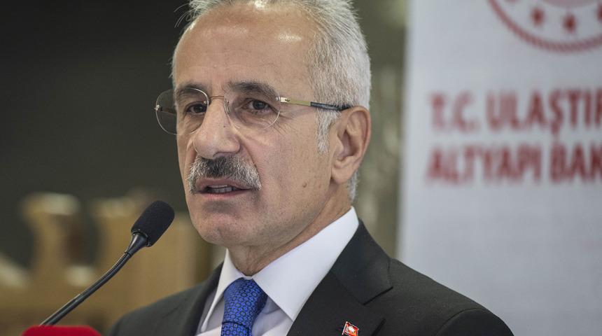 Otoyol ve körprü geçiş ücretlerine zam sonrası Bakan Uraloğlu'ndan açıklama: "Gerçekten çok düşük kalmıştı"
