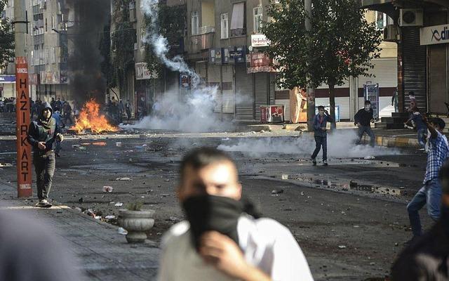 Diyarbakır, olayların yaşandığı kentlerden biriydi. 