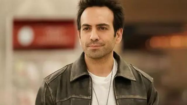 Demet Evgar'ın ardından o da oğlunu sete götürdü… Bahar'ın 'Evren'i Buğra Gülsoy’un oğlunu görenler aynı şeyi söyledi! 'Annesinin kopyası'