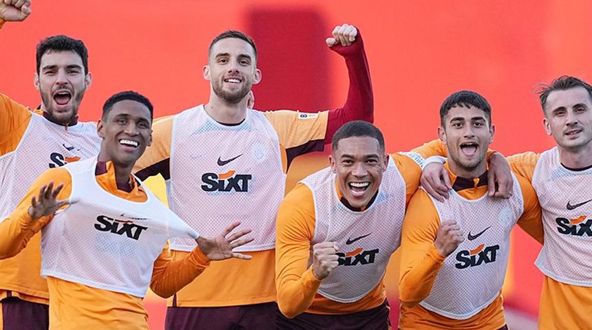 Şampiyonlar Ligi'nin ünlü kahininden Galatasaray açıklaması! ''2025 yılında kupayı alacaklar''