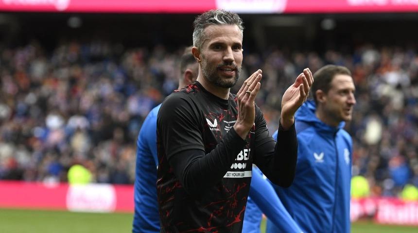 Fenerbahçe'nin eski oyuncusu Robin van Persie'nin yeni adresi belli oldu! Kariyerinde bir ilk