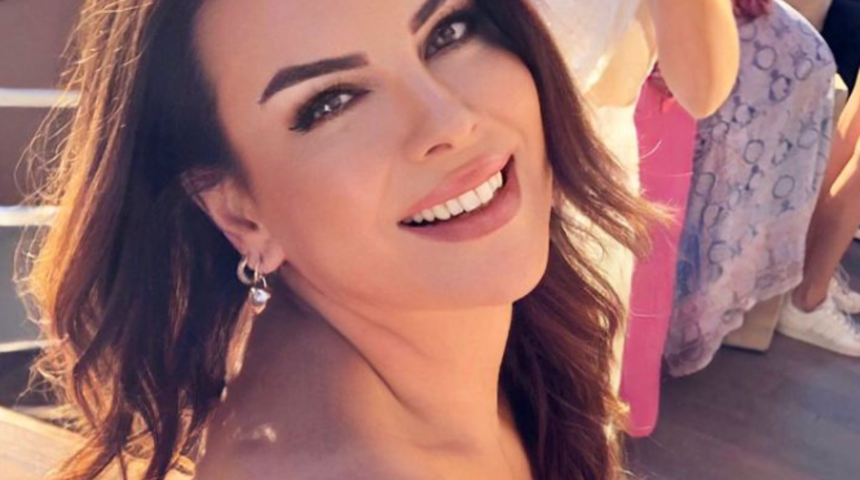 Sessiz sedasız boşanmıştı... Seren Fosforoğlu silikon taktırdı