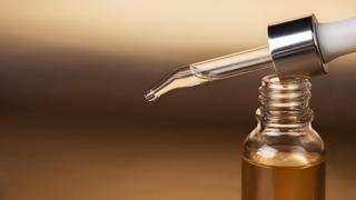 Hyaluronik asit nedir, faydaları nelerdir? Hyaluronik asit serum ne işe yarar?