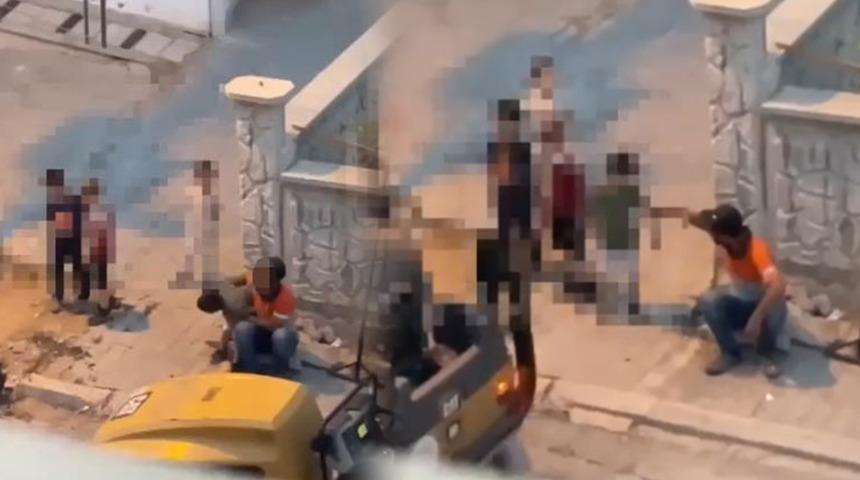 Mersin'de iğrenç olay! Oyun oynayan çocukların özel bölgelerine dokundu: Serbest bırakıldı