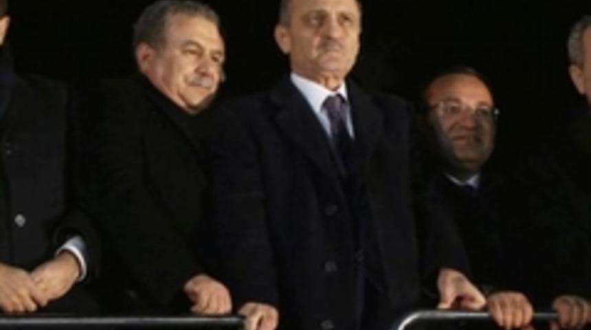 D&ouml;rt eski bakanla ilgili Y&uuml;ce Divan oylaması