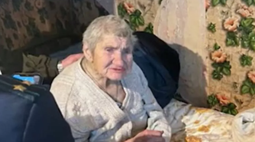 96 yaşındaki kadının emekli maaşını 15 yıl boyunca komşusu çaldı! "Kendi evimde yıllarca esir tutuldum"