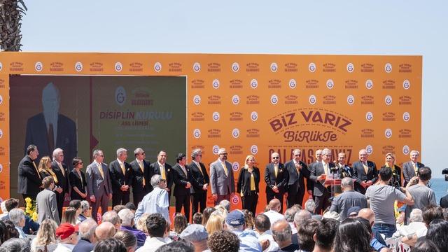 Başkan adayı Süheyl Batum ve ekibi, kongre üyeleriyle buluştu!