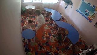 Kreşte öğretmen dehşeti! Görüntüler ortaya çıktı, sosyal medya ayağa kalktı