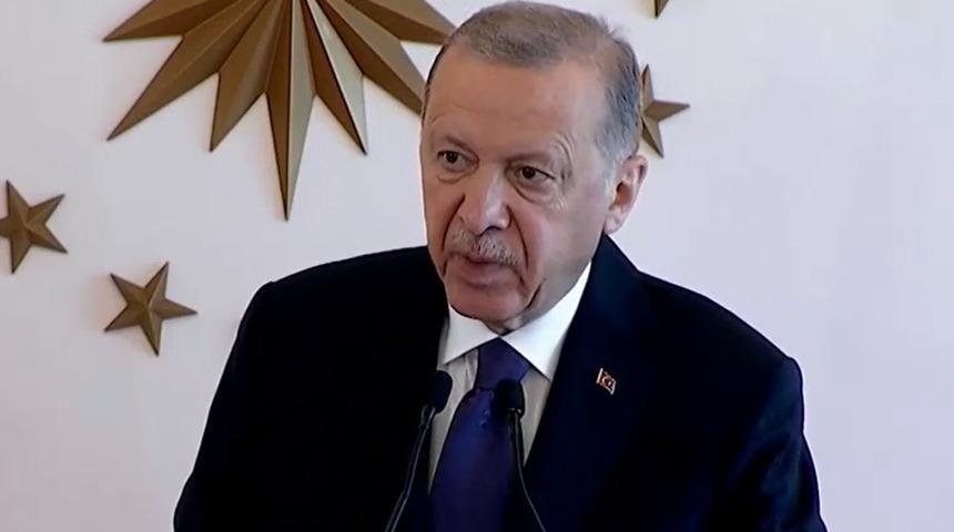Son dakika | Cumhurbaşkanı Erdoğan gençlerle bir araya geldi: "Yatırımların, desteklerin boşa gitmediğini görüyoruz"