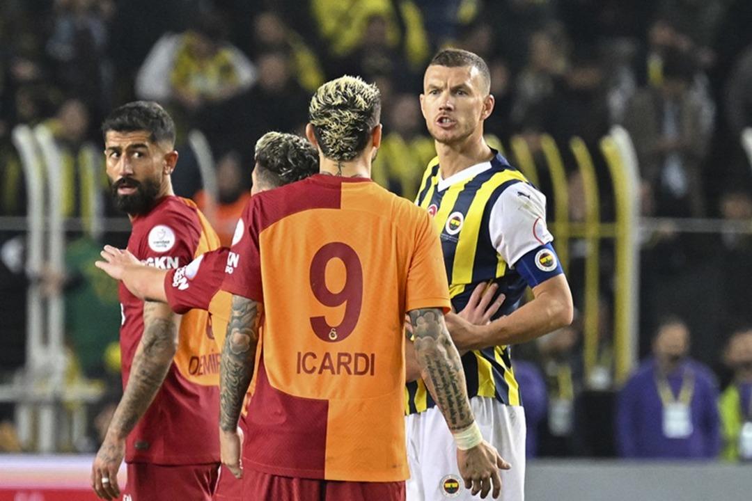 SON DAKİKA: Galatasaray-Fenerbahçe derbisinde sürpriz karar! Okan Buruk ve Jose Mourinho kararını verdi... İlk 11 ler belli oldu 1