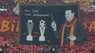 Galatasaray taraftarından Fenerbahçe derbisinde görsel şölen! Koreografiyi görenler şaşkınlığını gizleyemedi