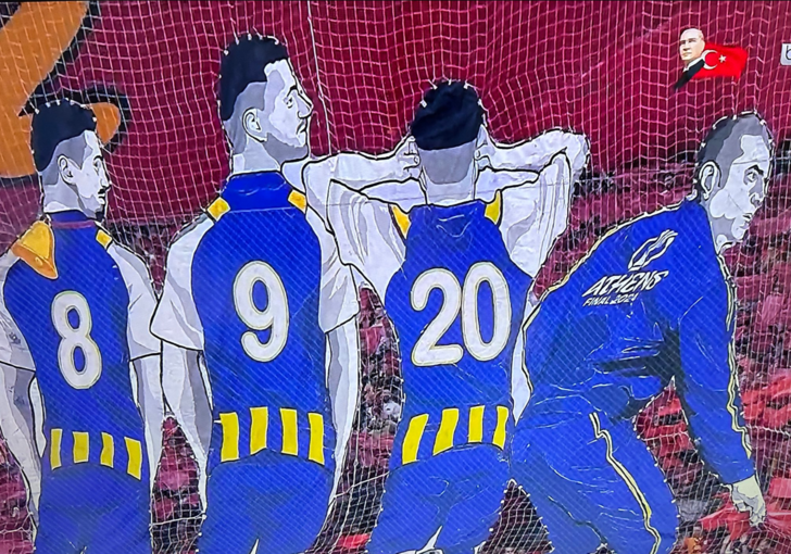 Galatasaray taraftarından Fenerbahçe derbisinde görsel şölen! Koreografiyi görenler şaşkınlığını gizleyemedi G4