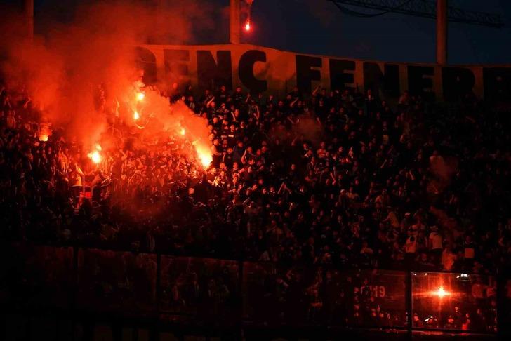 Şampiyonluk düğümü son haftaya kaldı! Galatasaray'ın Konyaspor maçında dikkat çeken detay bir detay var... G1