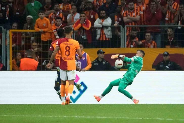 Şampiyonluk düğümü son haftaya kaldı! Galatasaray'ın Konyaspor maçında dikkat çeken detay bir detay var... G4