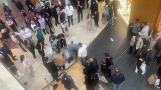 Bayrampaşa'daki AVM'de korkunç olay! Yemek katından atlayan kişi ağır yaralandı