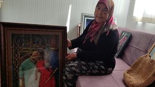 Depremzede kadının tutkusu geçim kaynağı oldu! Tanesi 3 ila  5 bin TL arasında değişiyor Evde oturan kadınlar yapabilir