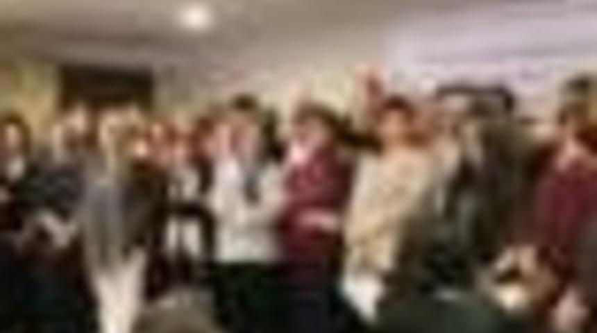 Barış akademisyenleri, memuriyetten &ccedil;ıkarılabilir mi?