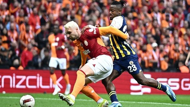 Fenerbahçe ile Galatasaray'ın şampiyonluk yarışında ikili averaj devreye girdi! İşte iki takımın da şampiyonluk ihtimalleri... 640xauto