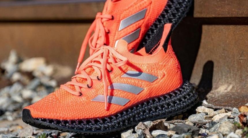 Adidas spor giyim, sneaker ve ayakkabı modelleri Ayakkabı Dünyası’nda