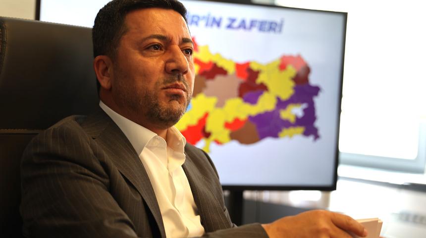 İYİ Partili Nevşehir Belediye Başkanı Arı'dan sığınmacıların su ve nikah &uuml;cretlerine zam kararı! "Y&uuml;zde 53 bana bunun i&ccedil;in oy verdi"